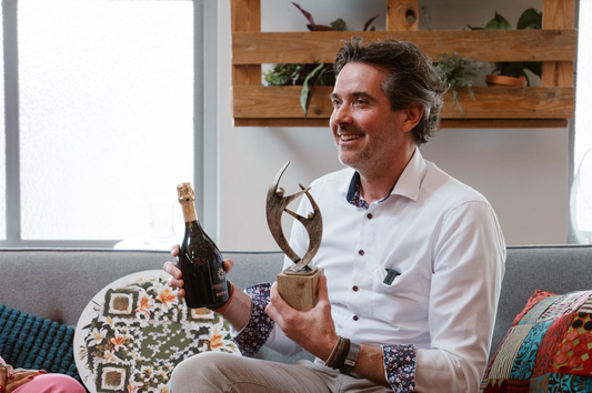 Innovative products for the remembrance and grieving sector: Forever Connected won the innovation award by combining visually appealing artistic QR codes on remembrance objects that link to a digital memorial page